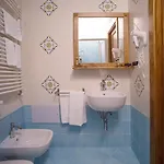 Dimora Storica Maccarunera Hotel 4*
