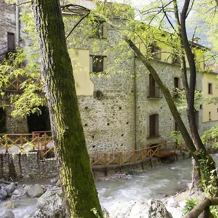 Dimora Storica Hotel Maccarunera 4*